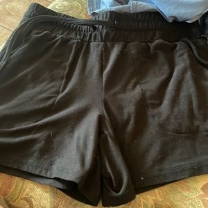 Brand- activ 8. Size xs/ s. Color - black